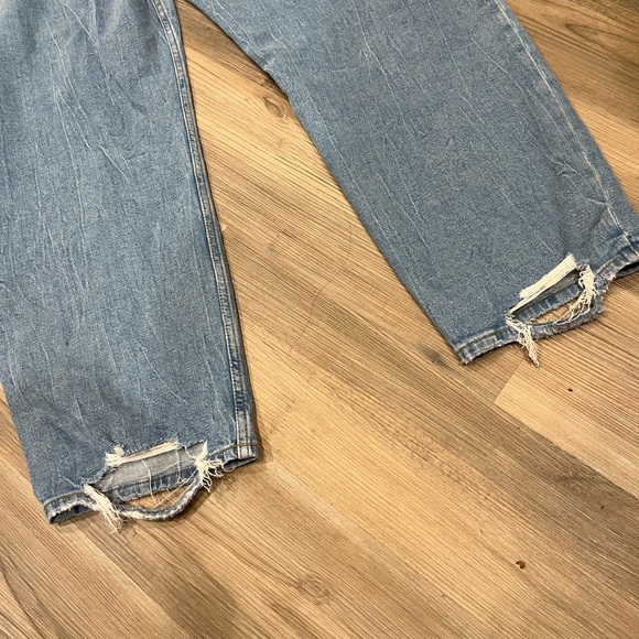 Abercrombie and Fitch high rise jeans - Picture 4 of 5